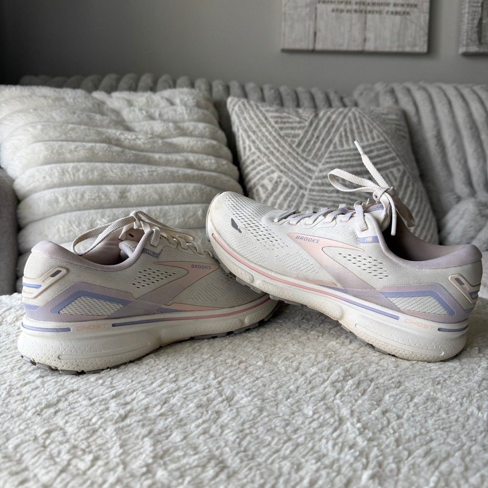 Brooks Ghost 15 Womens Running Shoes Cream Pink Lavender 1203801B199 Size 8.5